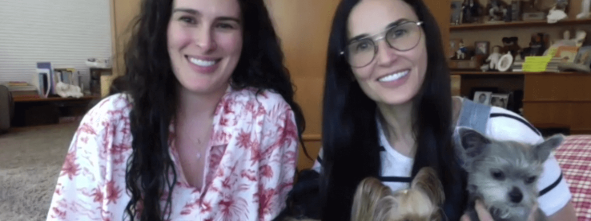 Demi Moore, Rumer Willis, and their dogs
